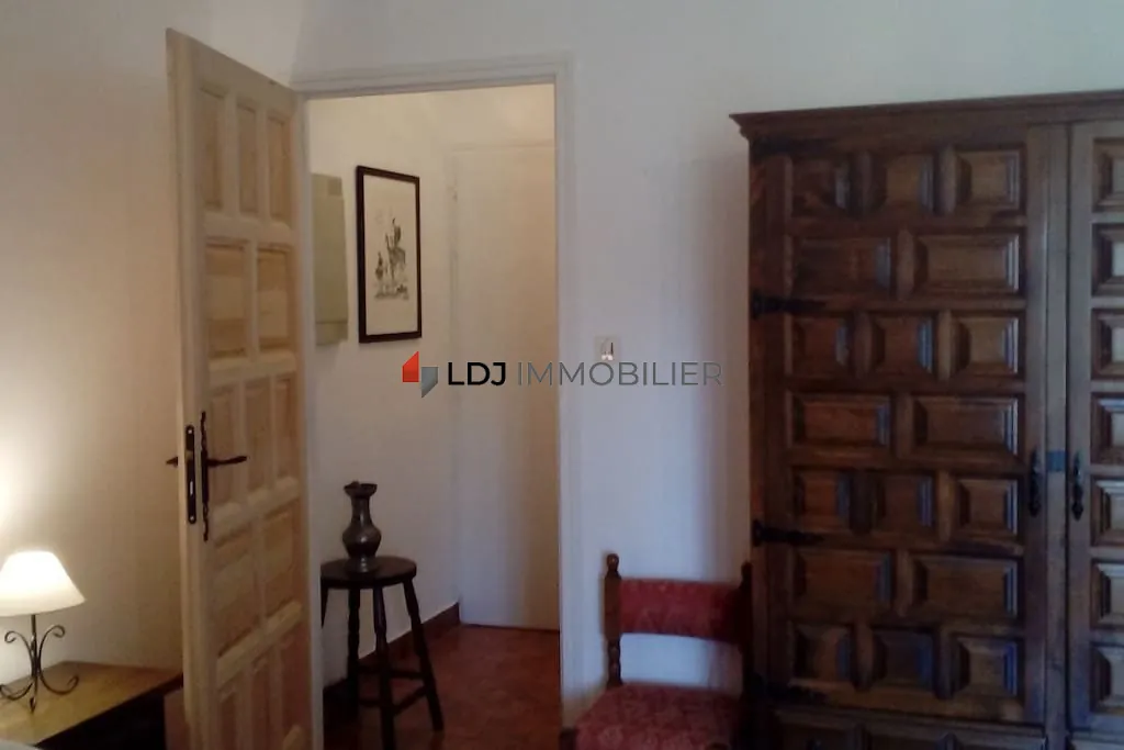 Bel appartement lumineux meublé avec vue à Amélie-les-Bains 