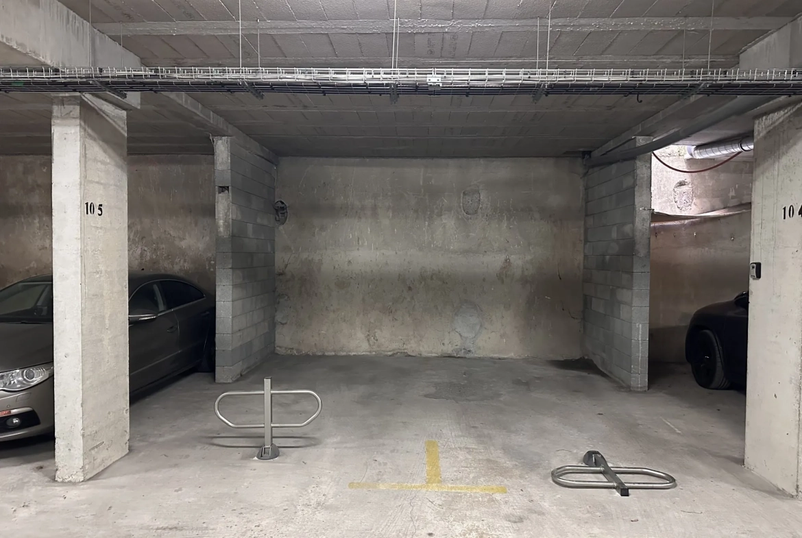 Place de parking sécurisée à vendre à Rouen, quartier Beauvoisine - Rougemare 