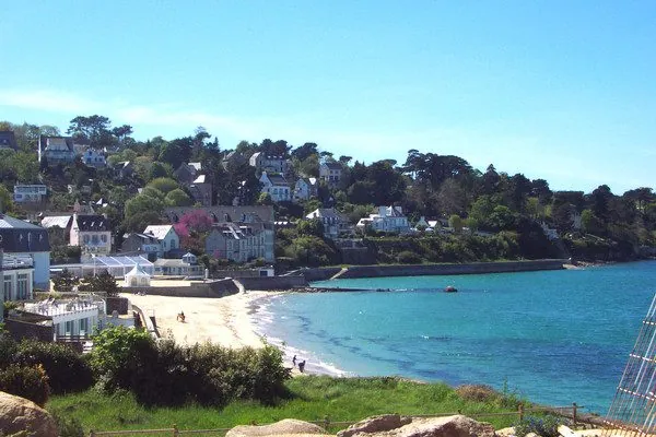 Studio de 27m² à Douarnenez Tréboul, vue sur la baie, proche plage 
