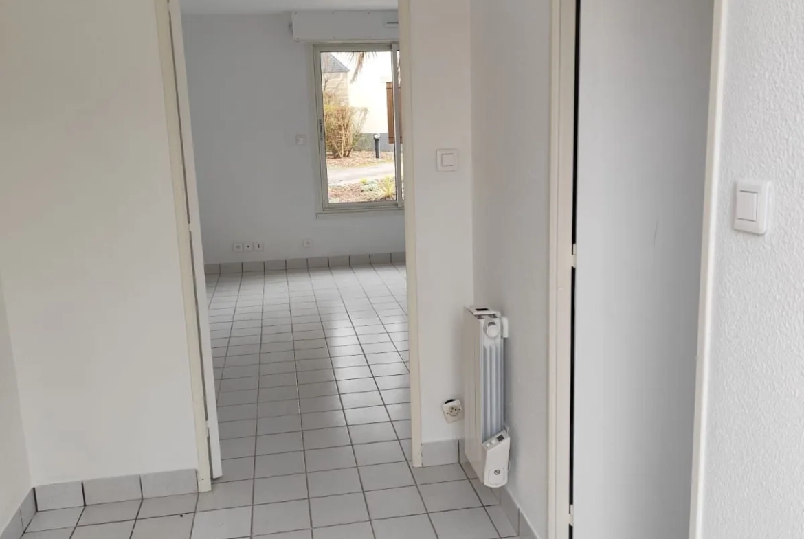 Studio à vendre à Ploemel avec piscine et stationnement – Idéal investisseur ou résidence secondaire 