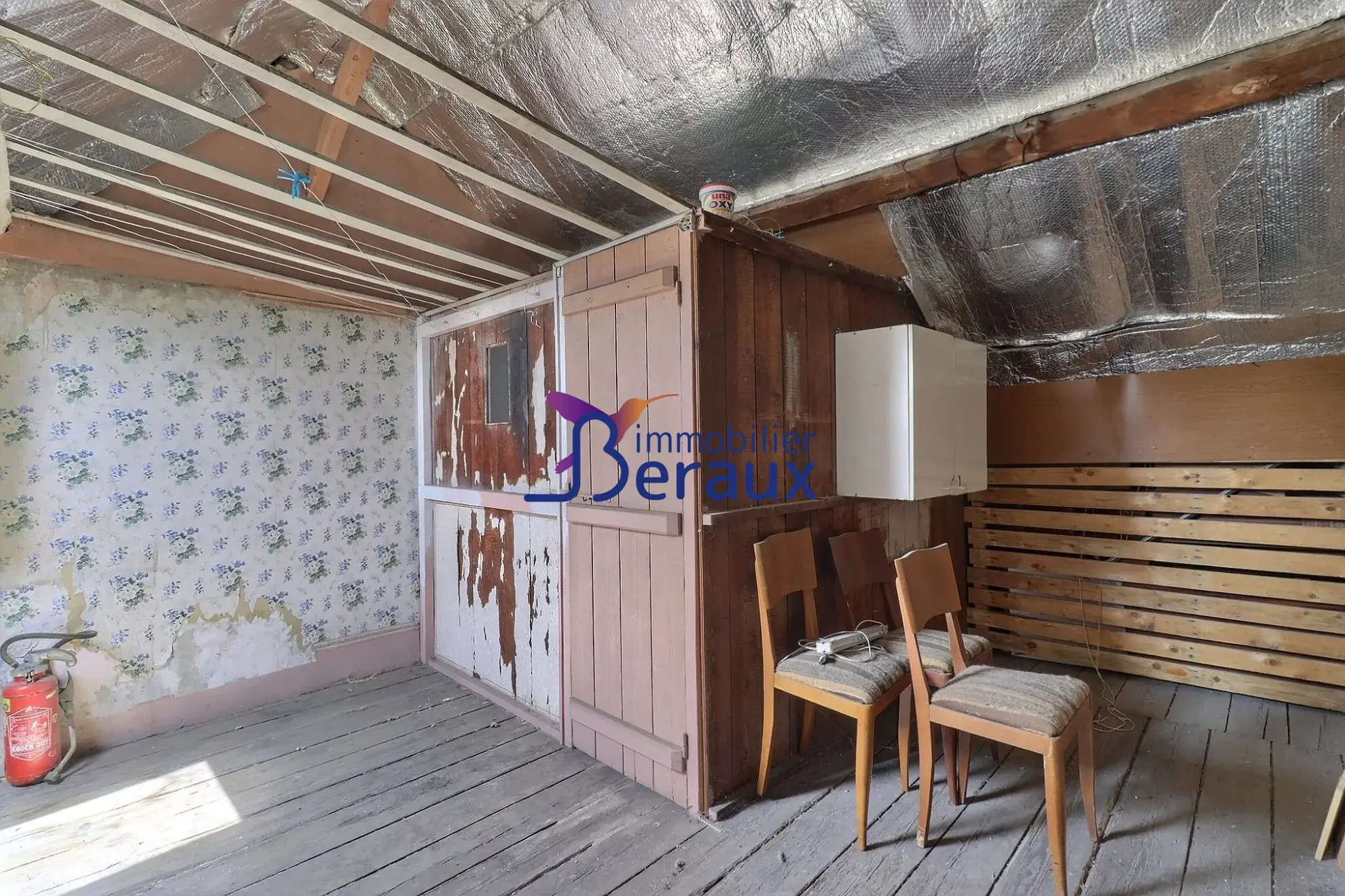 Maison mitoyenne à vendre en centre-ville de Duclair avec 2 chambres 