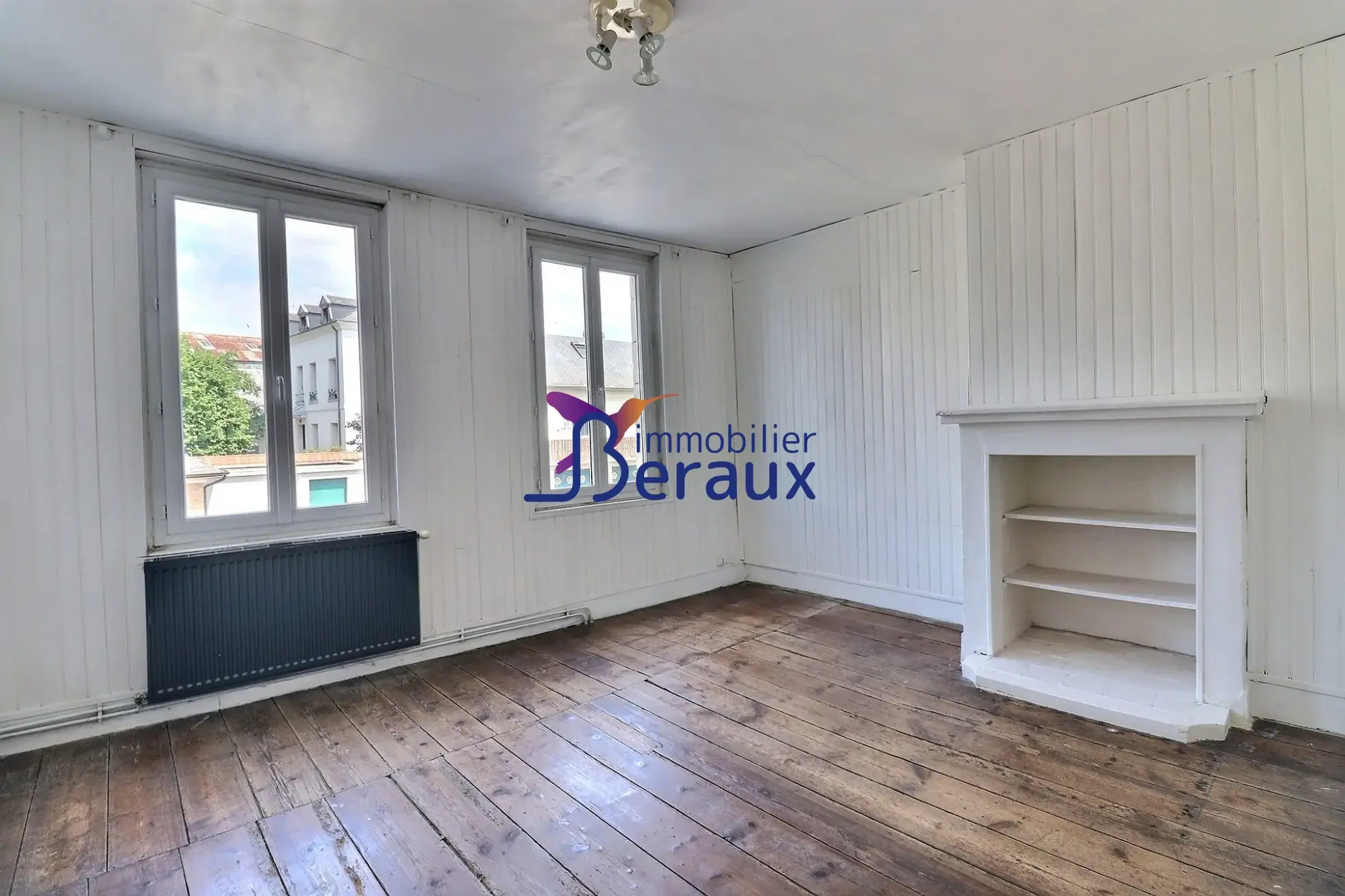 Maison mitoyenne à vendre en centre-ville de Duclair avec 2 chambres 