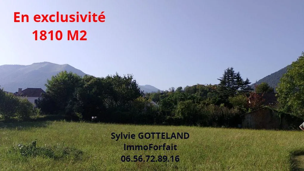 Terrain constructible de 1810 m² avec vue sur les montagnes à Arudy 