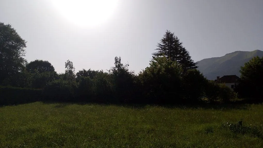 Terrain constructible de 1810 m² avec vue sur les montagnes à Arudy 