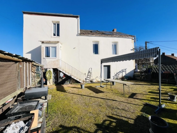 Opportunité maison familiale à Chamberat avec garage et jardin, proche Montluçon