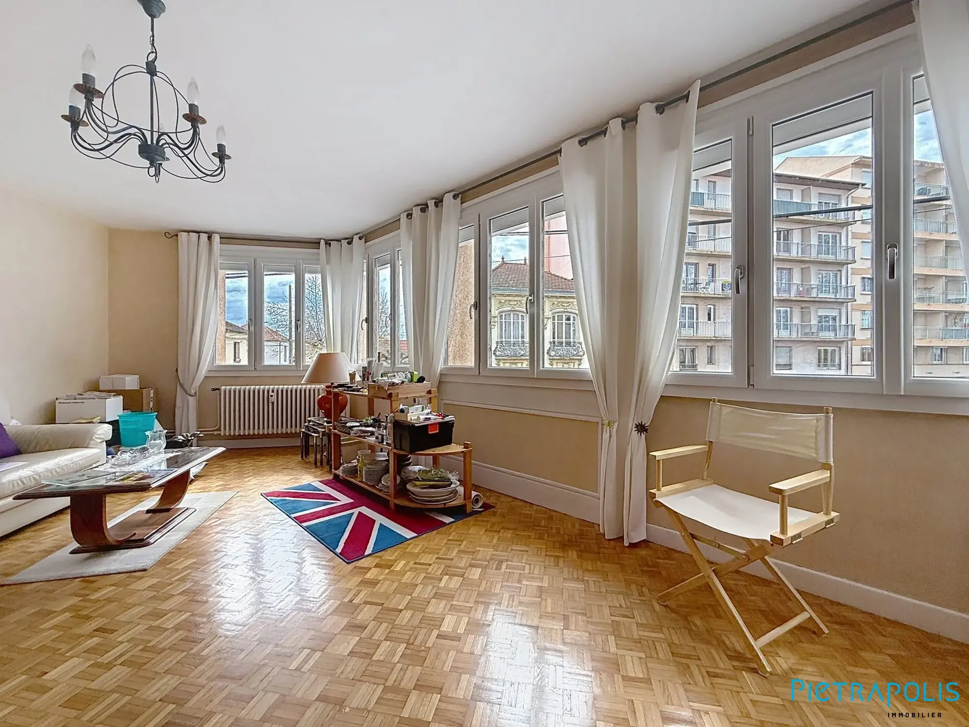 Vente appartement 4 pièces avec balcon à Roanne — proximité commerces et écoles 