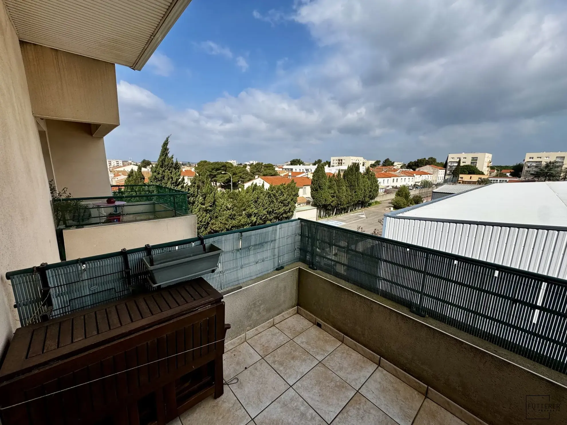 Appartement T2 loué avec balcon et parking à Narbonne – Investissement rentable 