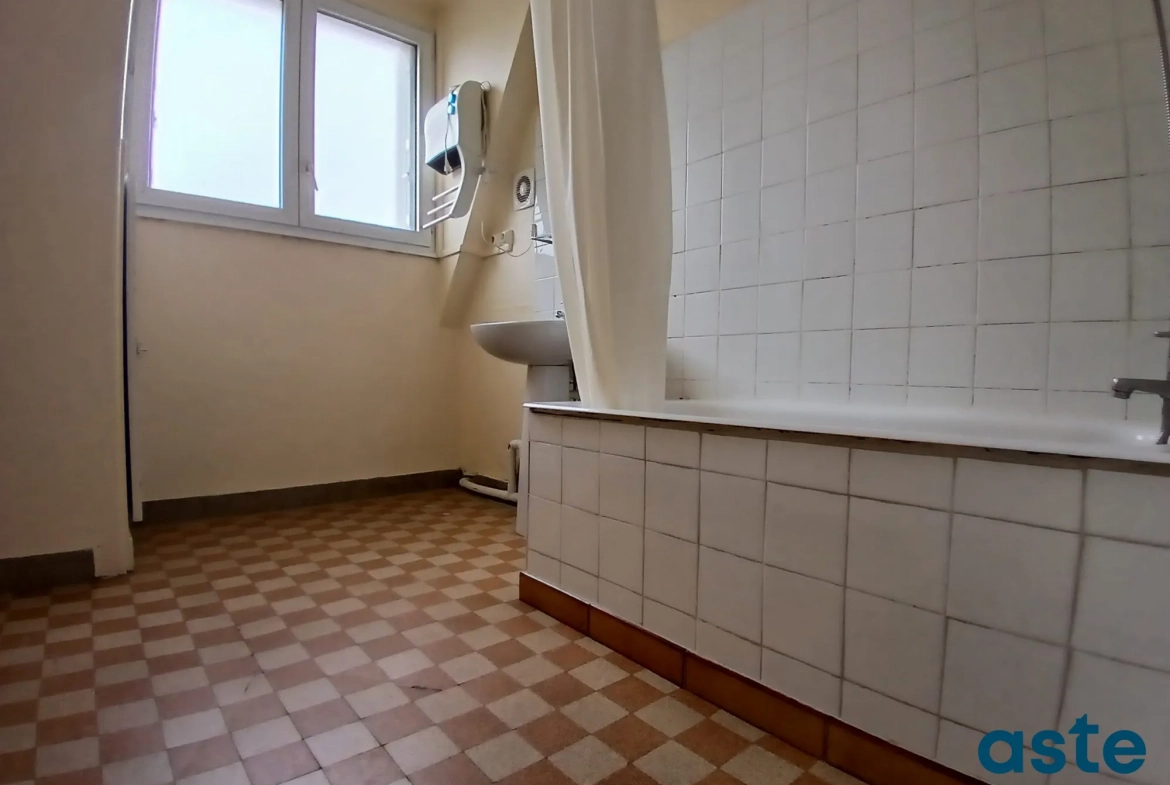 Appartement T3 lumineux à Brest avec cave et jardin collectif 