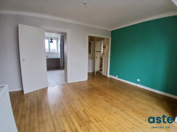 Appartement T3 lumineux à Brest avec cave et jardin collectif