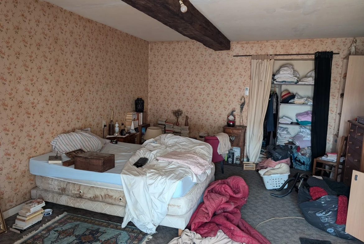 Maison à vendre à MERDRIGNAC - 63,5 m², jardin, travaux à prévoir 