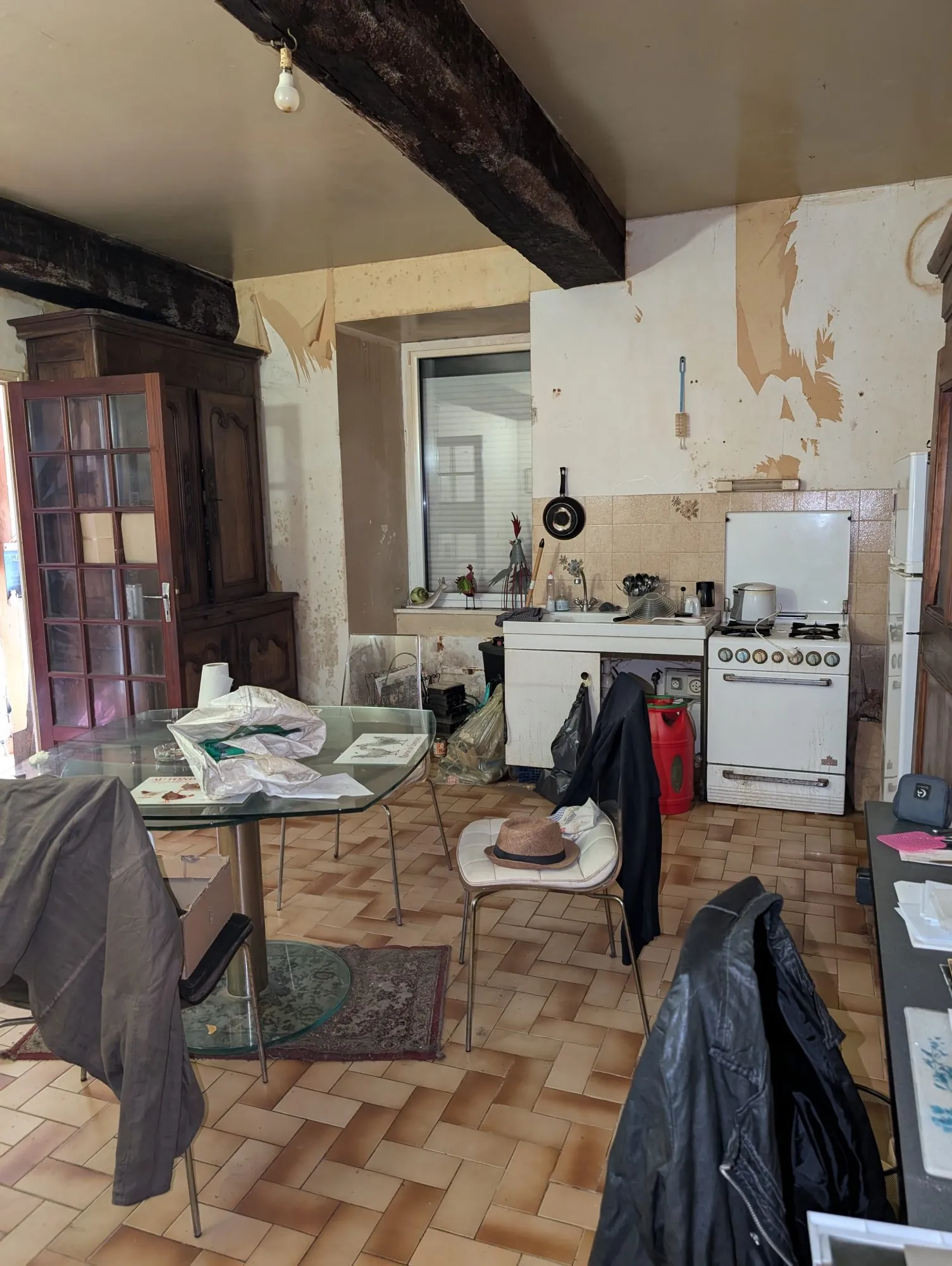 Maison à vendre à MERDRIGNAC - 63,5 m², jardin, travaux à prévoir 