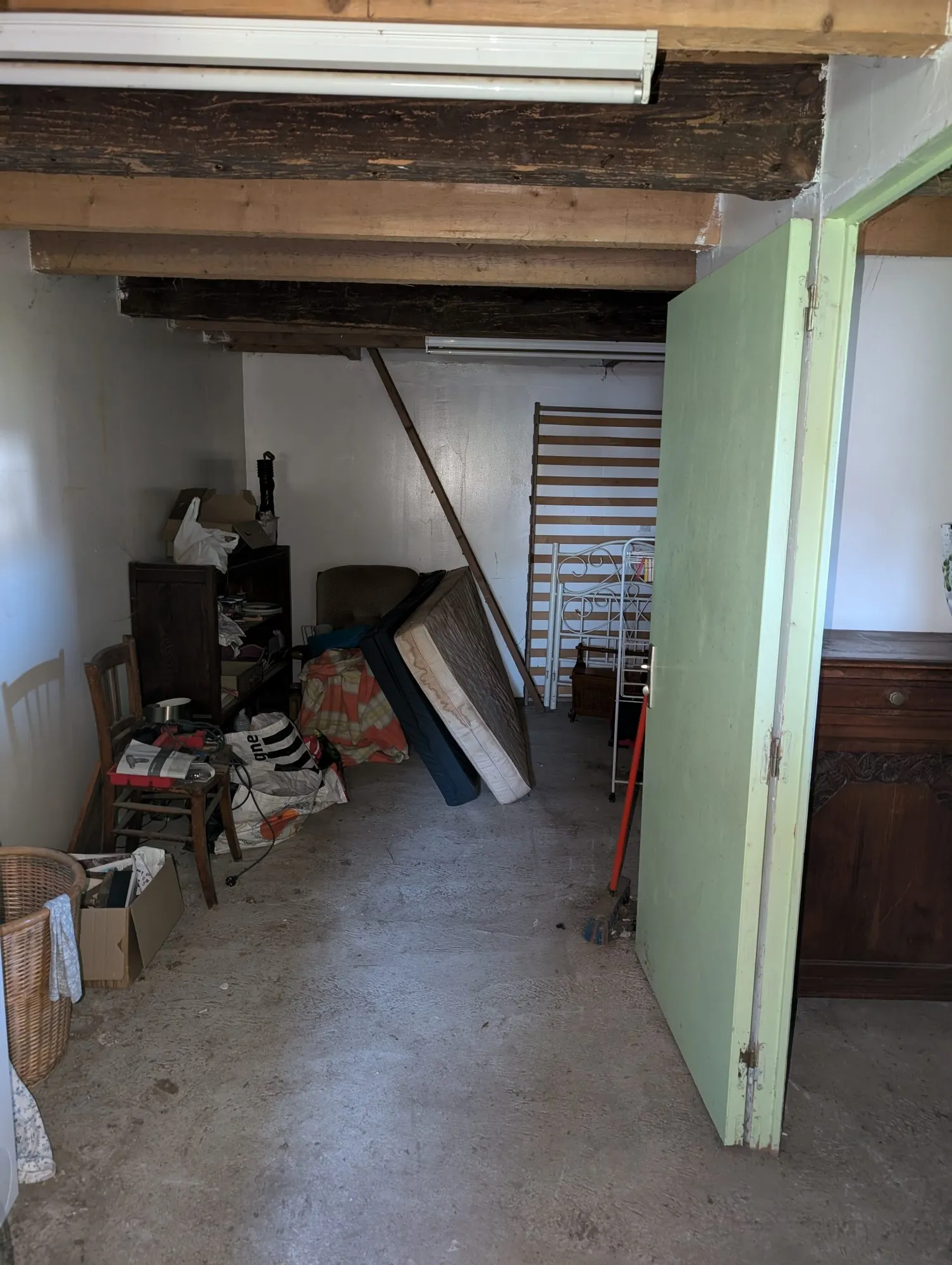 Maison à vendre à MERDRIGNAC - 63,5 m², jardin, travaux à prévoir 