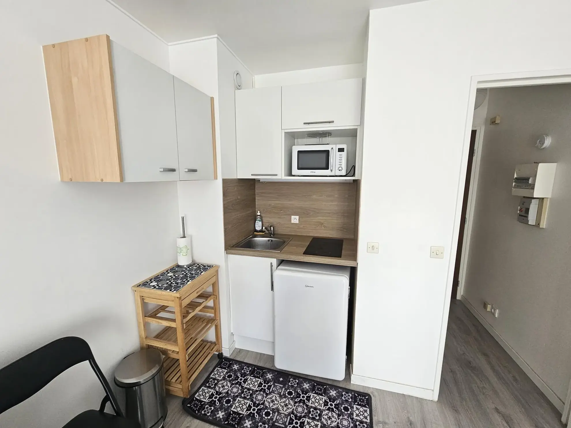 Studio rénové à vendre à Villers-sur-Mer à 600 mètres de la plage avec parking privé 