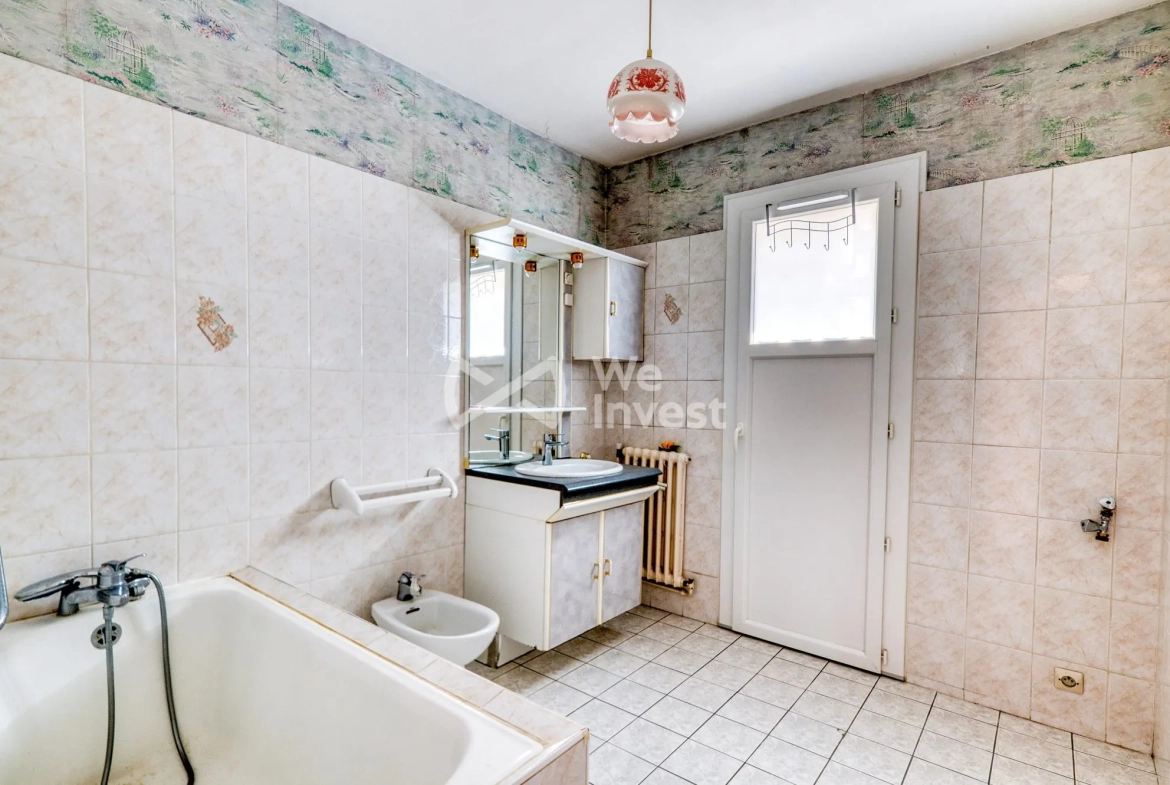 Appartement T3 à vendre à Feyzin – Proche Lyon, 67 m² avec parking, sécurisé et à rafraîchir 