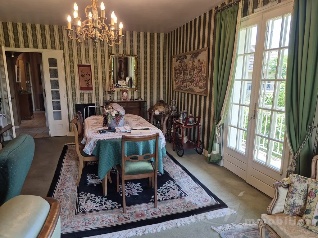 Maison de caractère de 173 m² à vendre à Brive-la-Gaillarde 