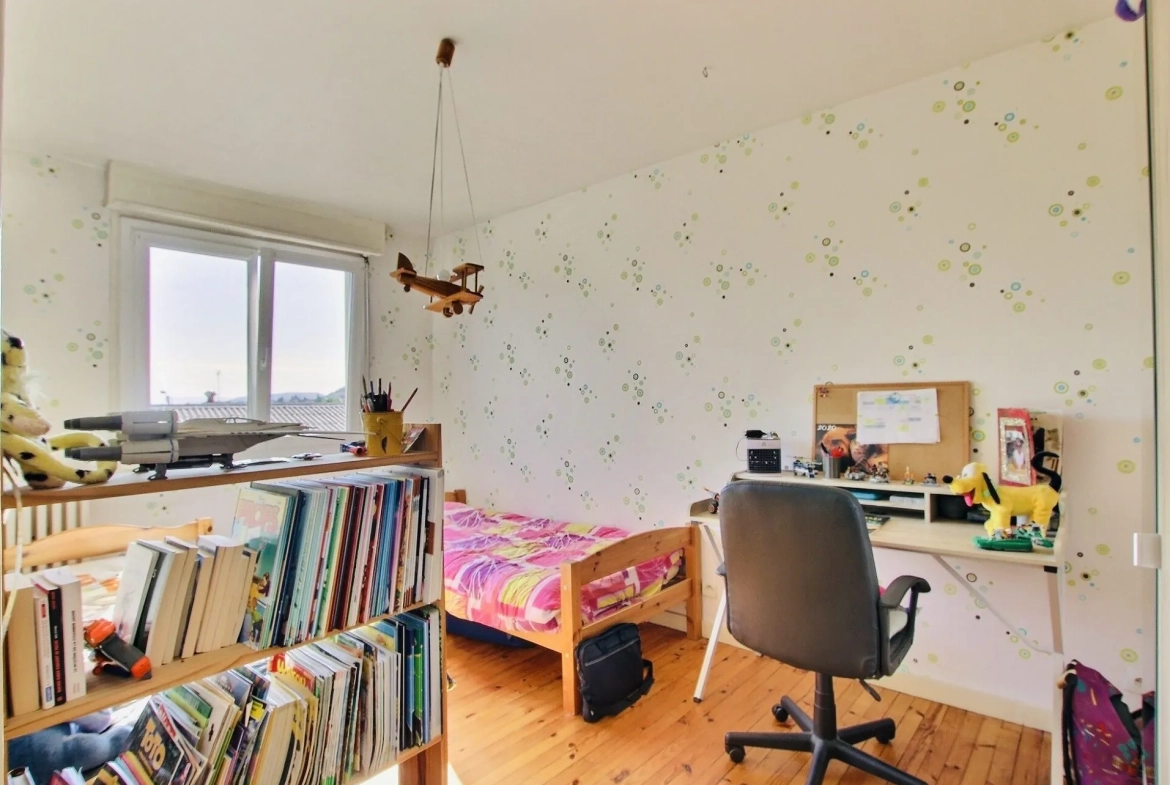 Maison de ville avec jardin et garage à Clermont-Ferrand – La Pradelle 