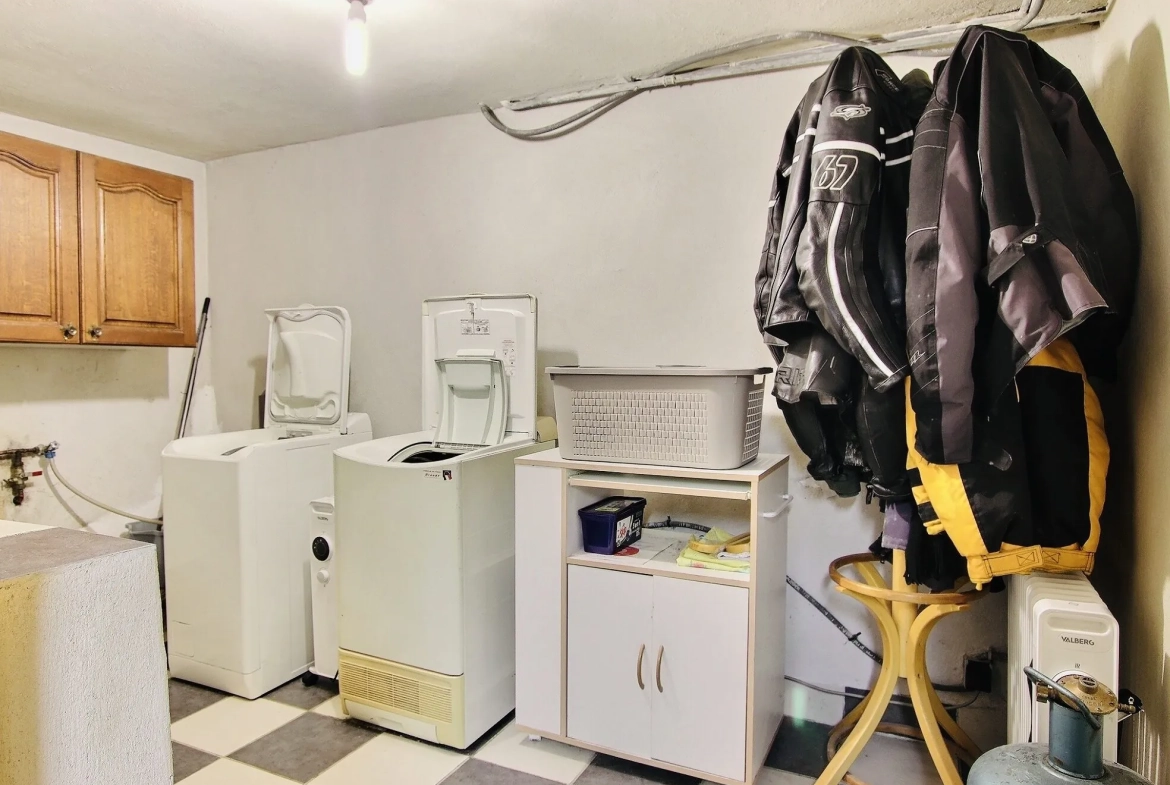 Maison de ville avec jardin et garage à Clermont-Ferrand – La Pradelle 