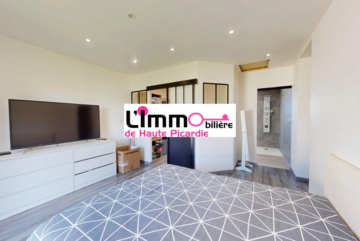 Suite parentale Maison à vendre entre Chaulnes et Péronne avec 4 chambres, jardin clos, construction récente 