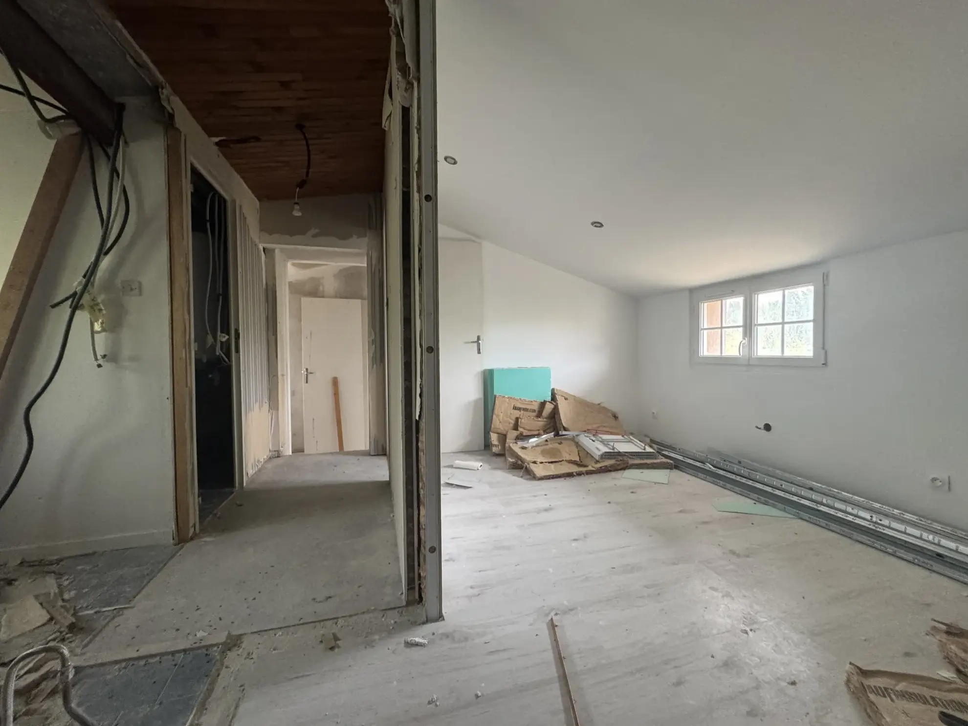 Maison à rénover de 138 m² avec jardin et garage à Seysses proche Saint Lys 