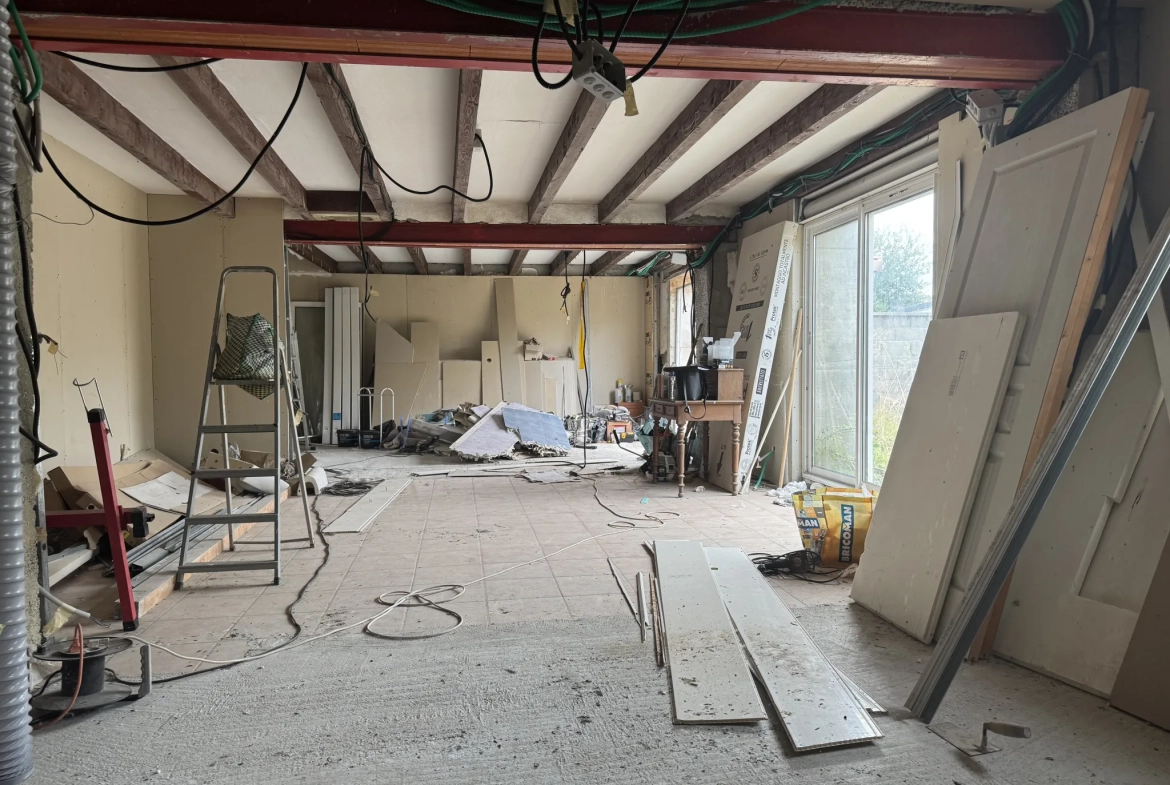 Maison à rénover de 138 m² avec jardin et garage à Seysses proche Saint Lys 