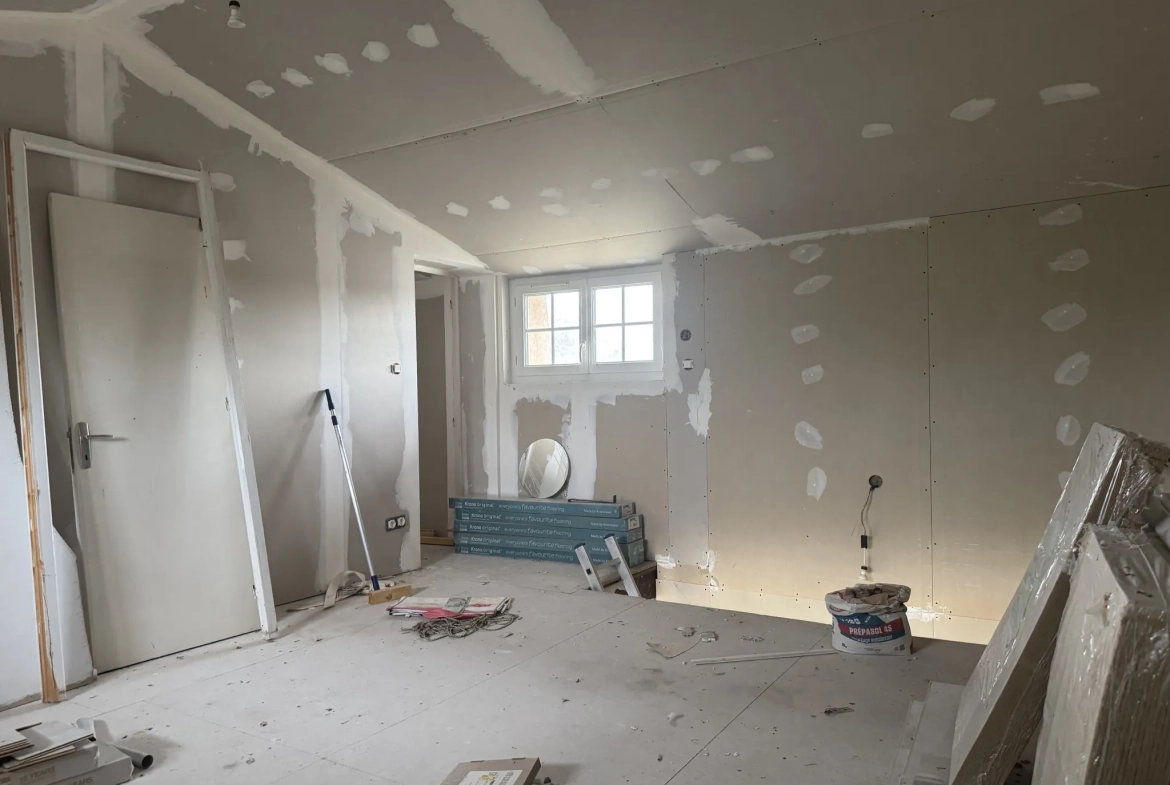Maison à rénover de 138 m² avec jardin et garage à Seysses proche Saint Lys 