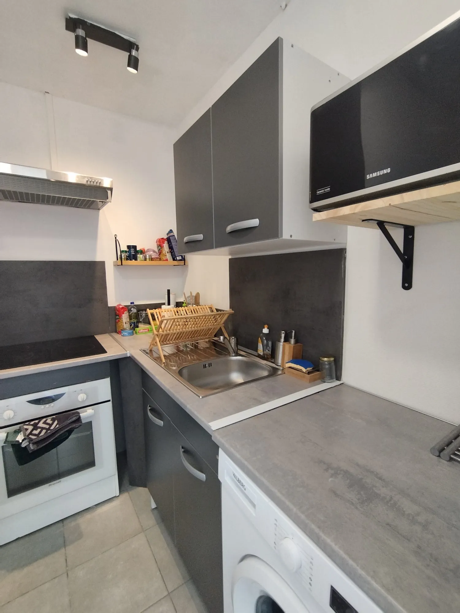 Maison de 93 m² avec deux logements à Mignaloux-Beauvoir - Terrain de 2944 m² 