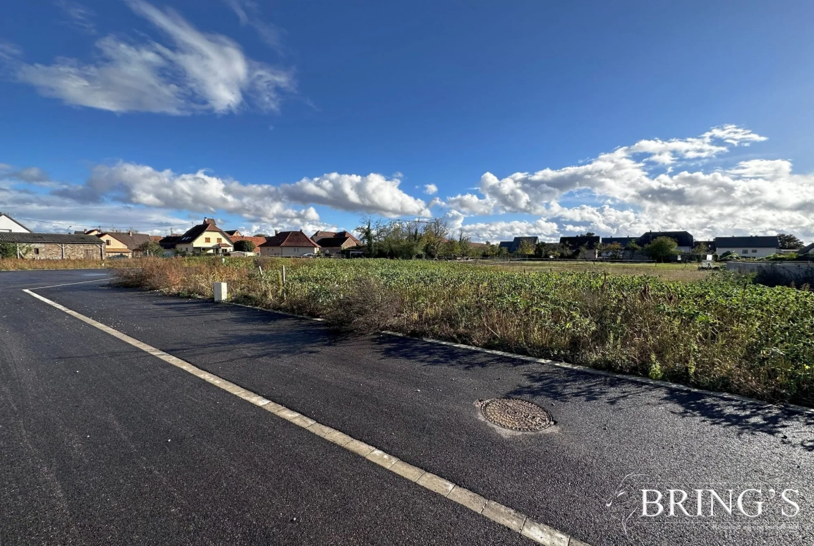 Terrain constructible viabilisé de 6,68 ares à Meyenheim, proche A35 et gare 