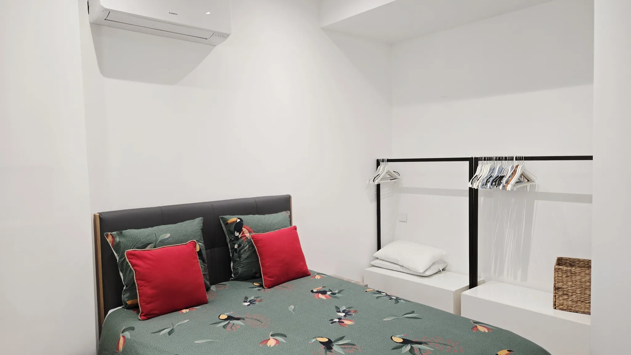 Appartement rénové de 55 m² avec terrasse au cœur de Bastide, Libourne 