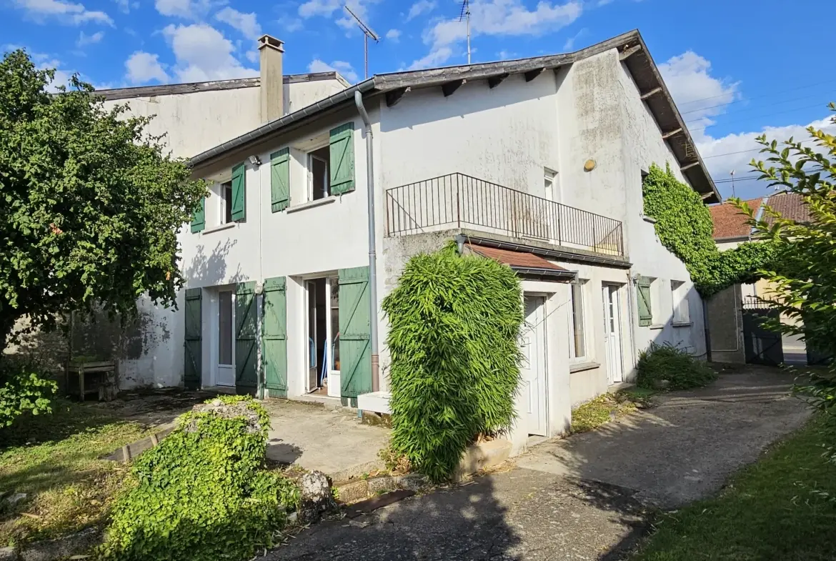 Belle maison familiale à Brillon-en-Barrois avec terrasse et grand terrain 