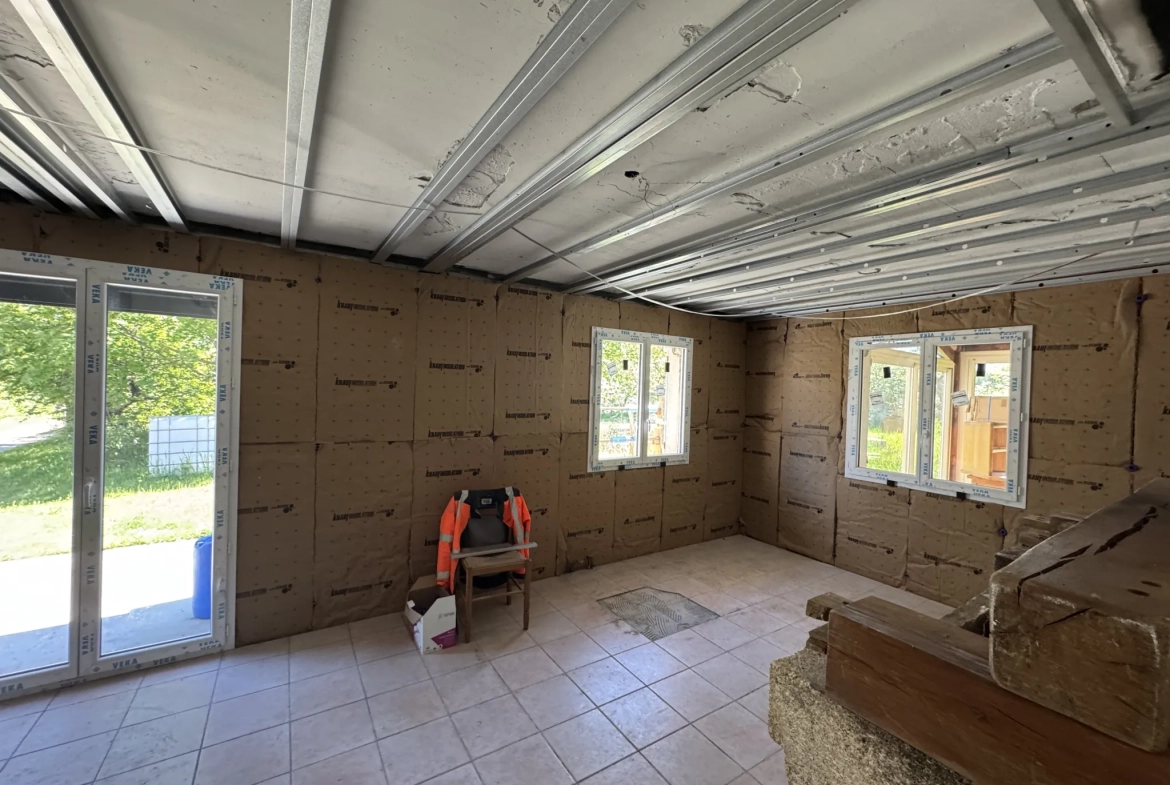 Maison familiale avec appartement indépendant à Ytrac proche Aurillac 