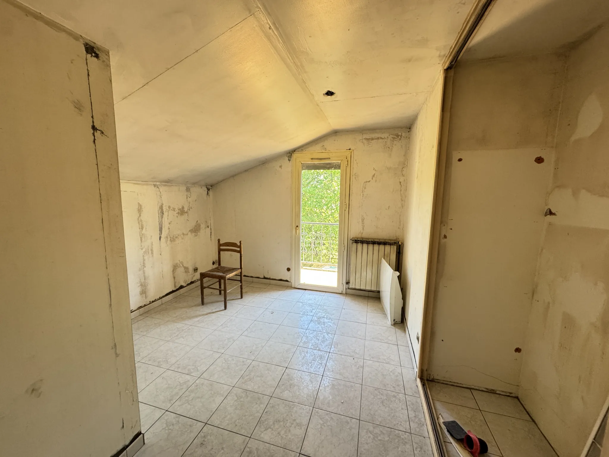 Maison familiale avec appartement indépendant à Ytrac proche Aurillac 