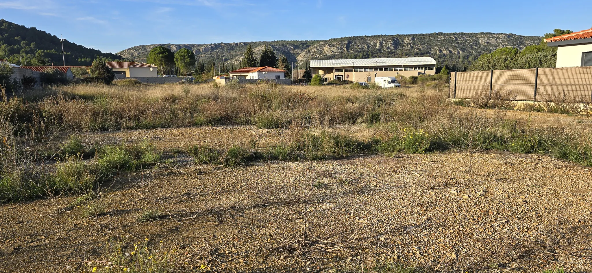 Terrain à vendre à Tautavel - 509 m2 constructible, vue dégagée, emplacement calme 