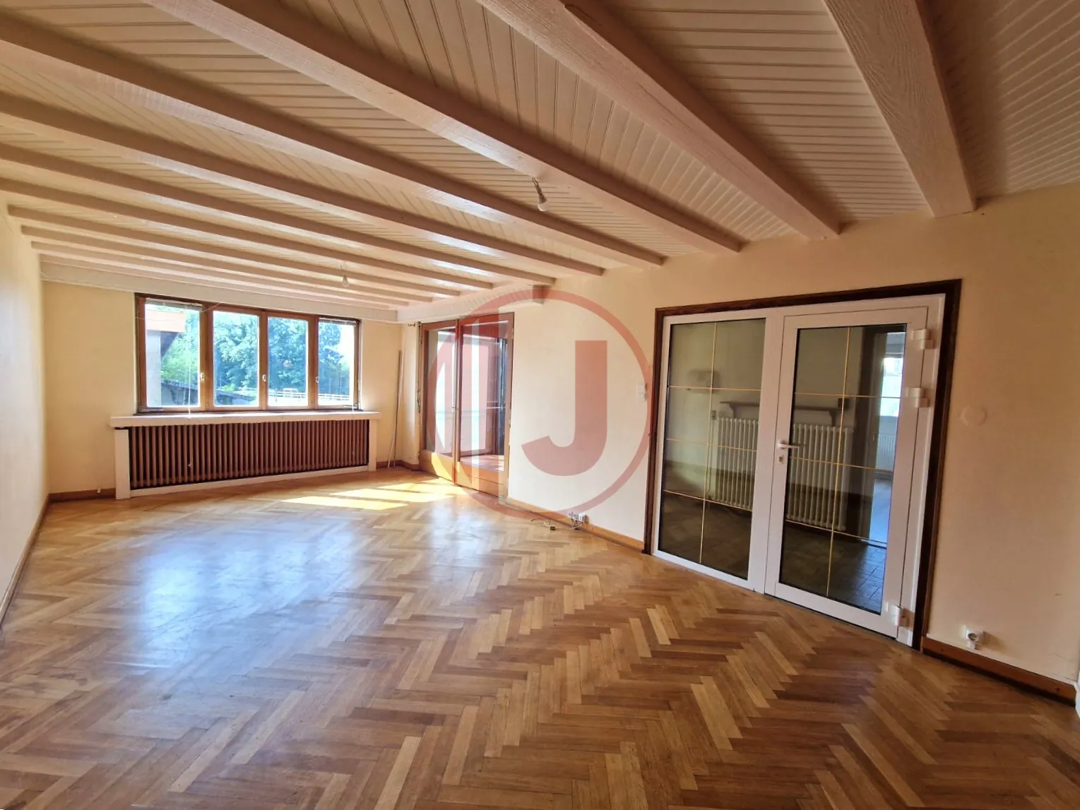 Maison spacieuse de 150 m² à Giromagny avec terrasse et potentiel locatif 