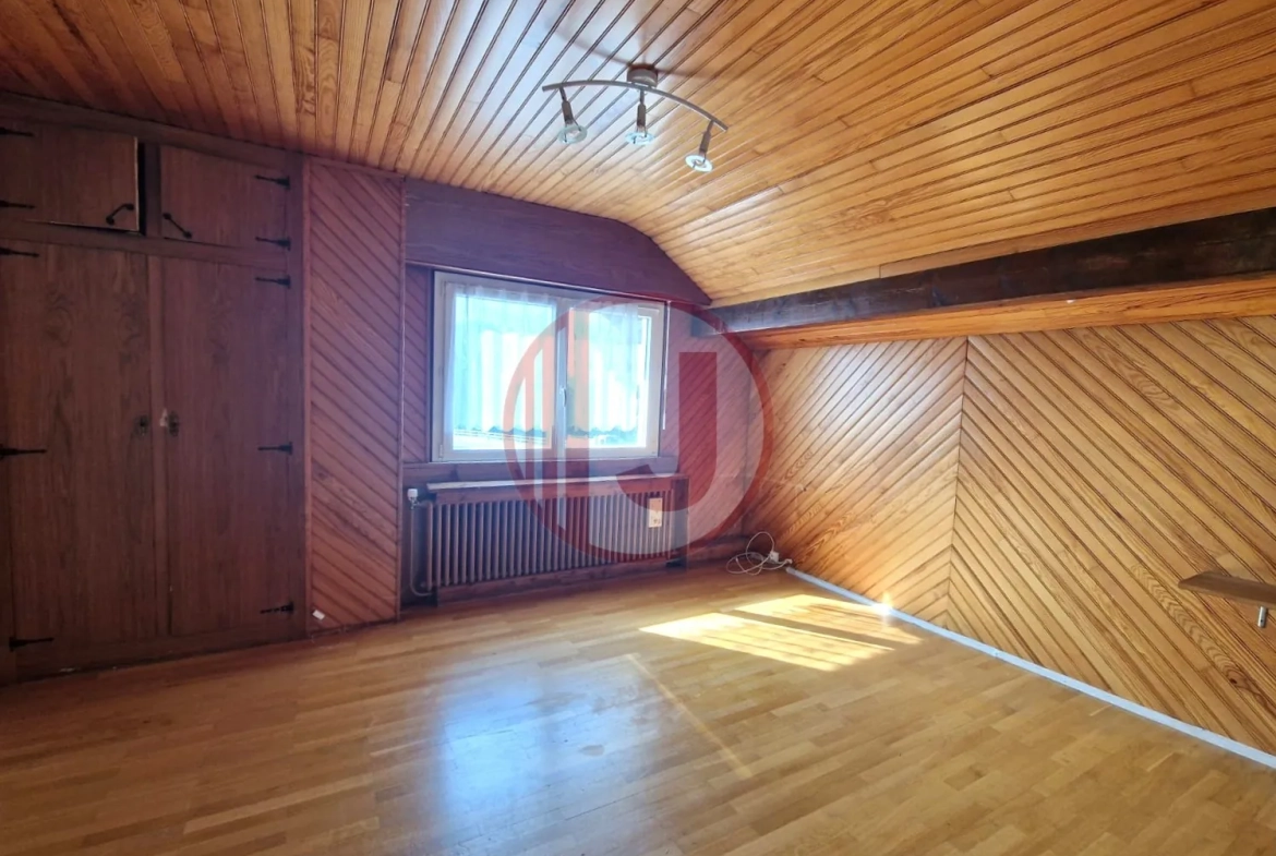 Maison spacieuse de 150 m² à Giromagny avec terrasse et potentiel locatif 