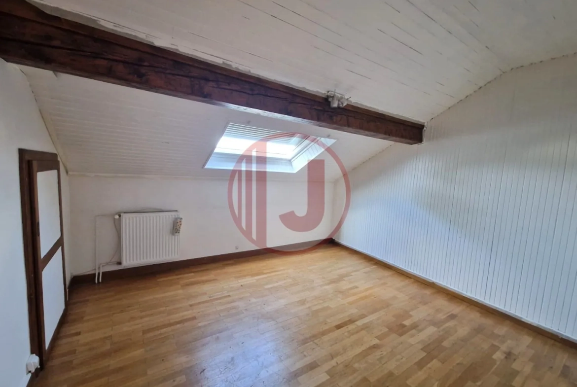 Maison spacieuse de 150 m² à Giromagny avec terrasse et potentiel locatif 