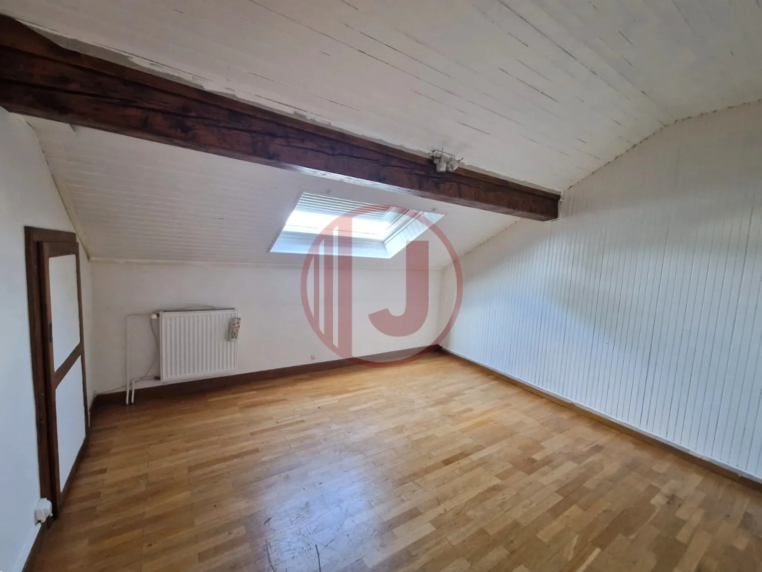 Maison spacieuse de 150 m² à Giromagny avec terrasse et potentiel locatif 
