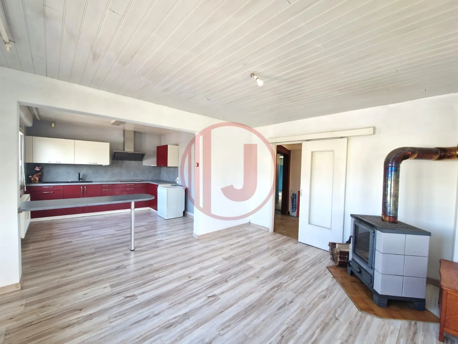 Maison spacieuse de 150 m² à Giromagny avec terrasse et potentiel locatif 
