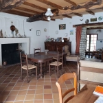 Belle maison de campagne à Thaims avec jardin, garage et 2 chambres