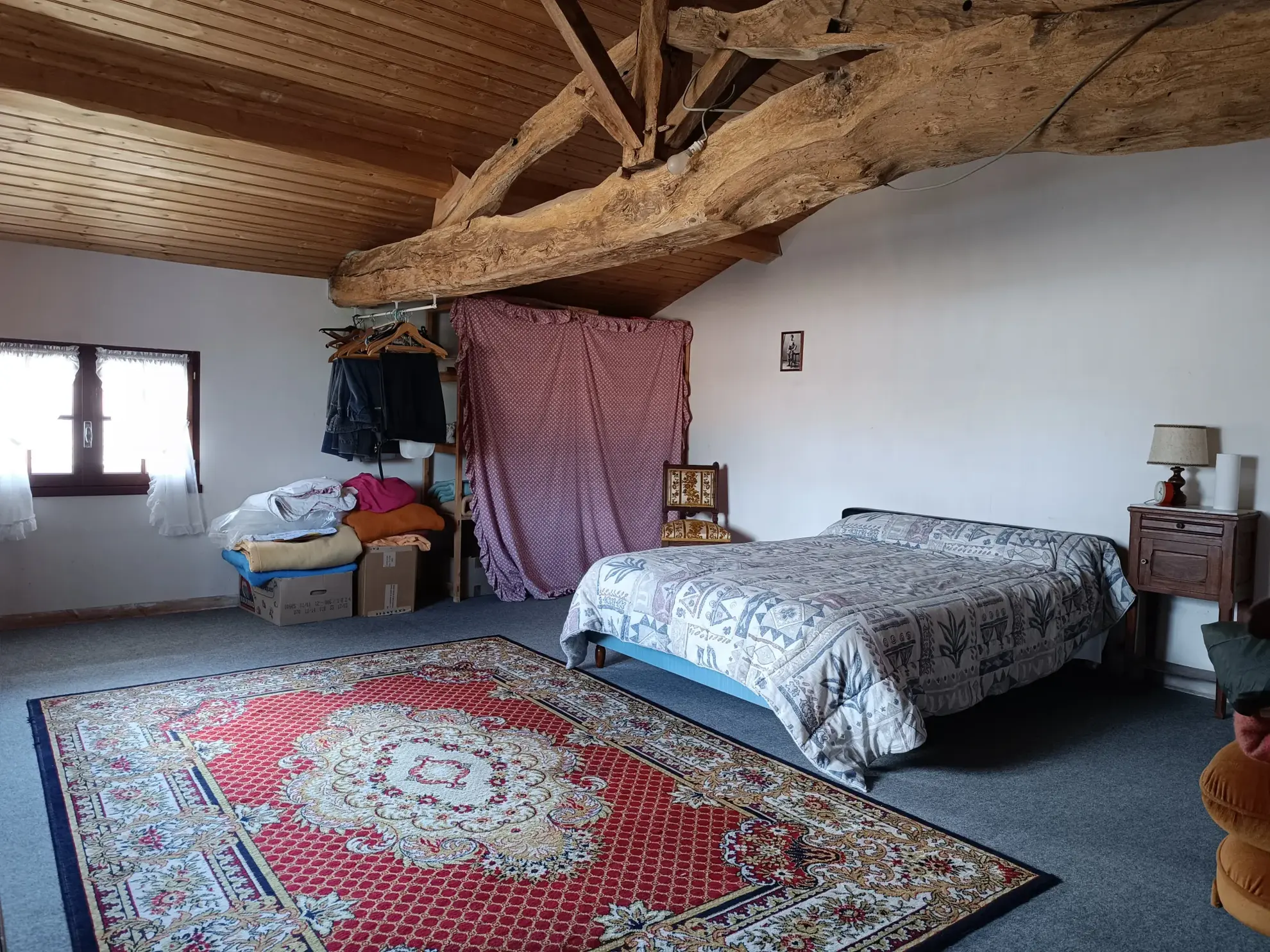 Belle maison de campagne à Thaims avec jardin, garage et 2 chambres 