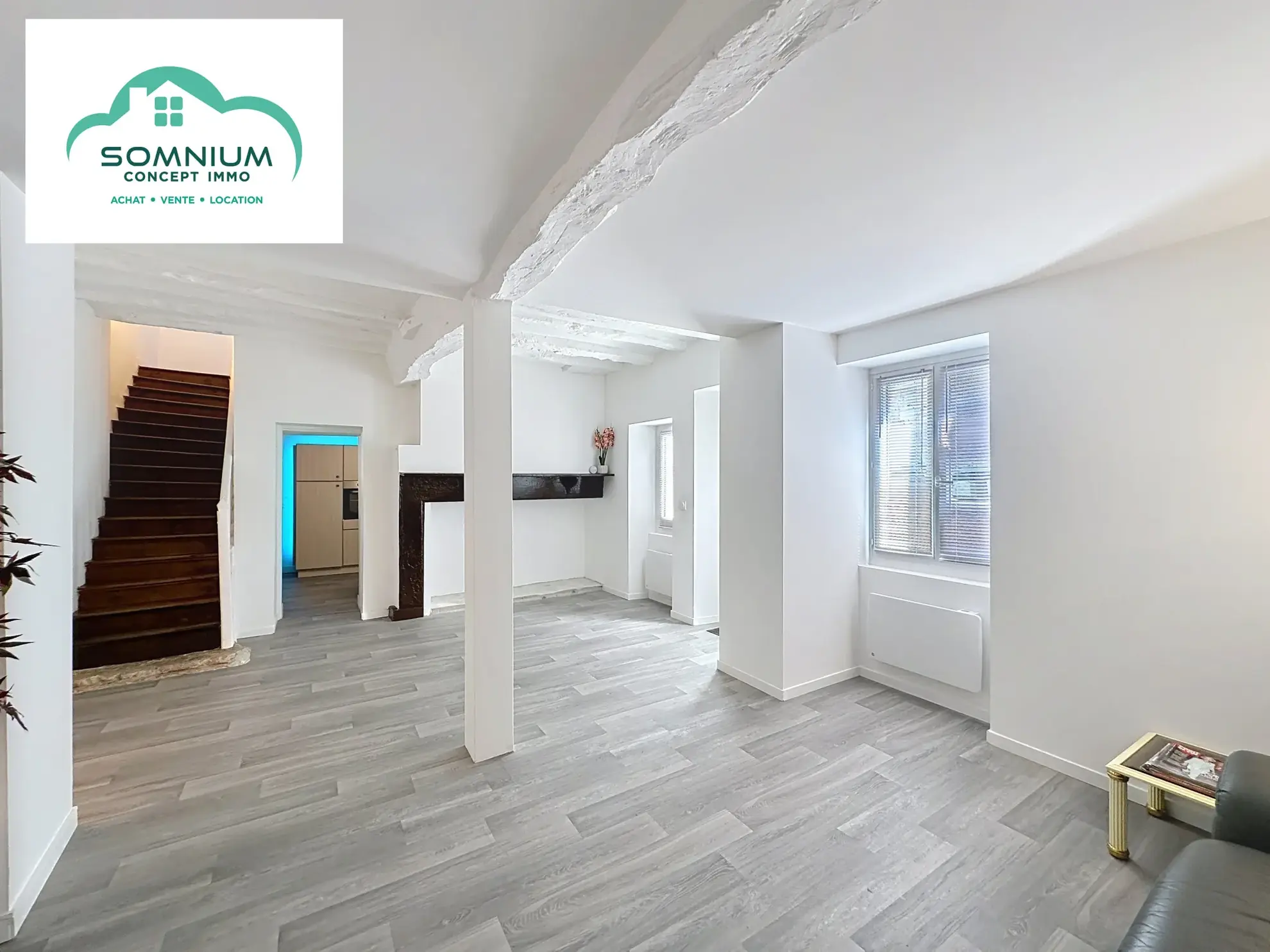 Maison rénovée de 80 m² à Castelnau d'Arbieu - Vente interactive 