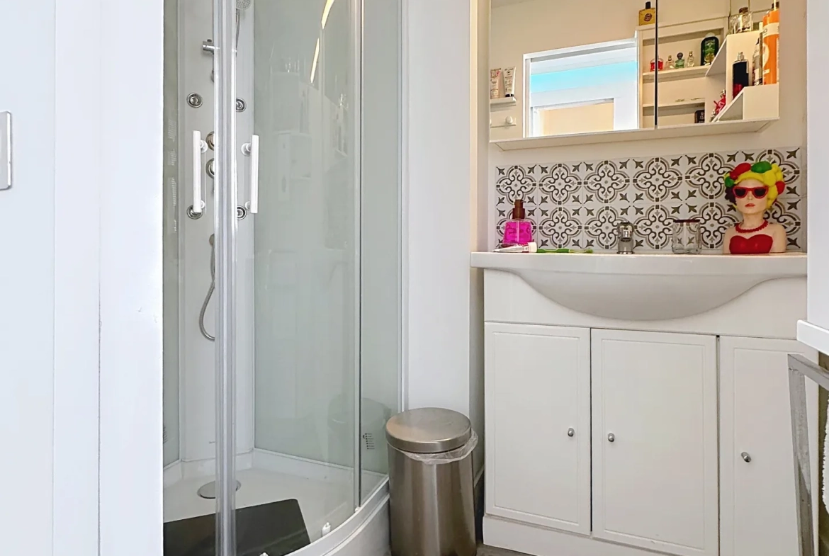 Maison rénovée de 80 m² à Castelnau d'Arbieu - Vente interactive 