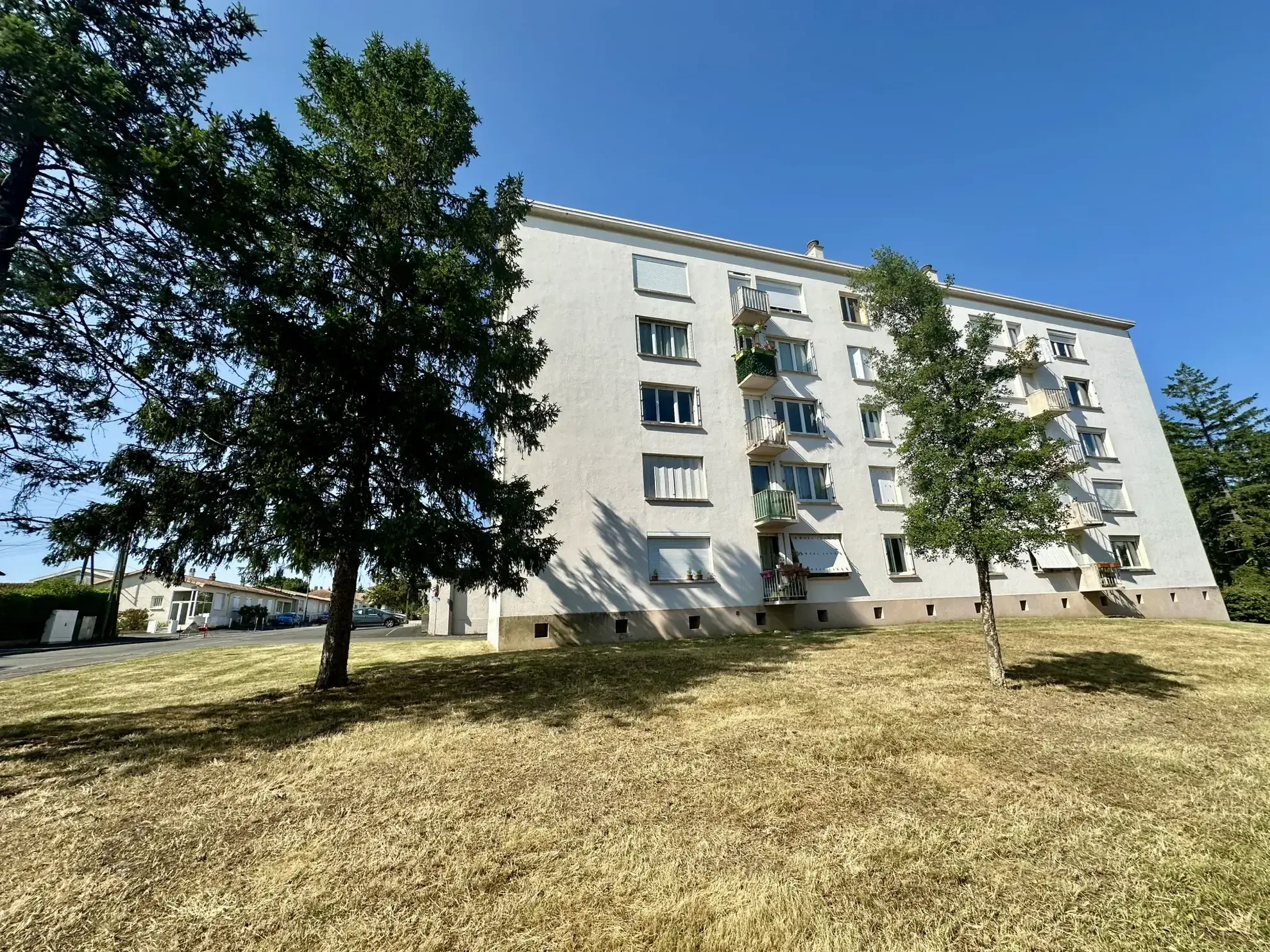 Appartement T3 à vendre à Niort Souché – Idéal investisseur ou primo-accédant 