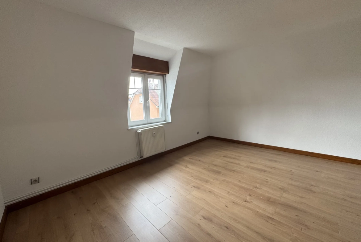 Appartement duplex à rénover à St Louis, 76 m², idéal projet personnalisé 