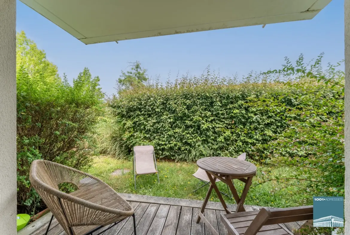 Appartement T2 à Mérignac avec terrasse et stationnement privé – Excellent état 