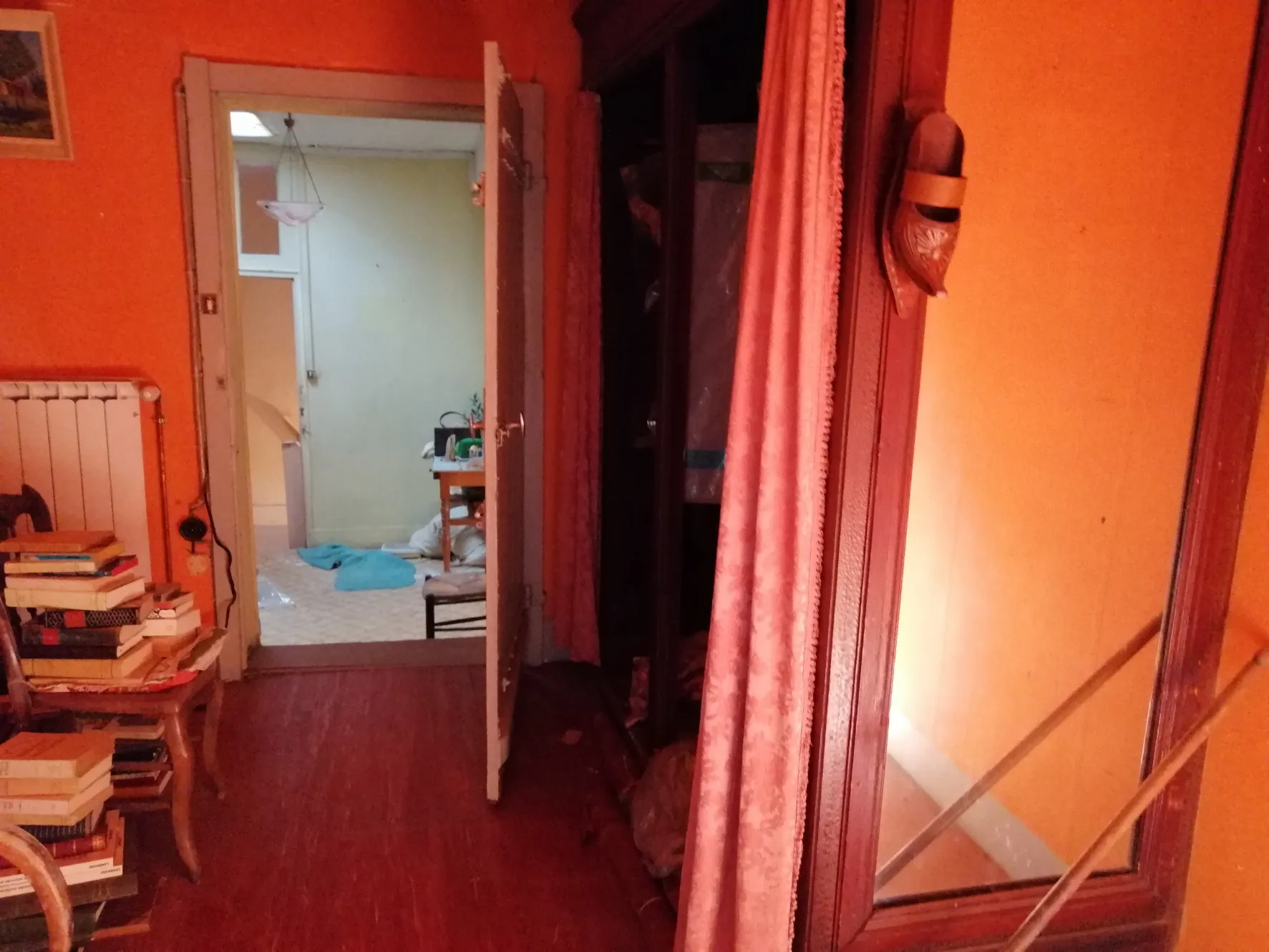 Charmante maison de ville à Nevers avec jardin, garage et travaux à prévoir 