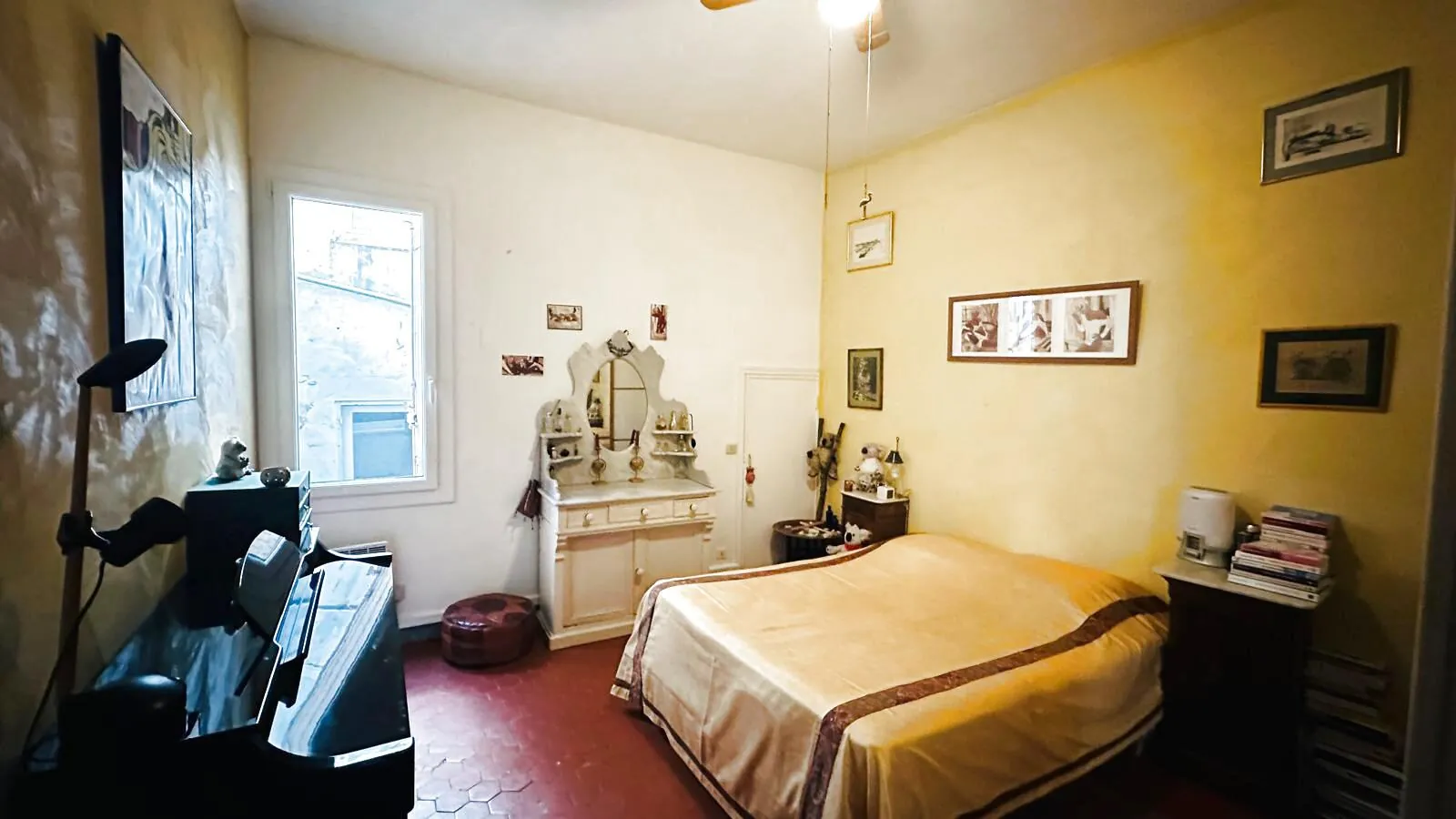 Appartement T5 de 103 m² à Avignon dans le Quartier des Teinturiers 