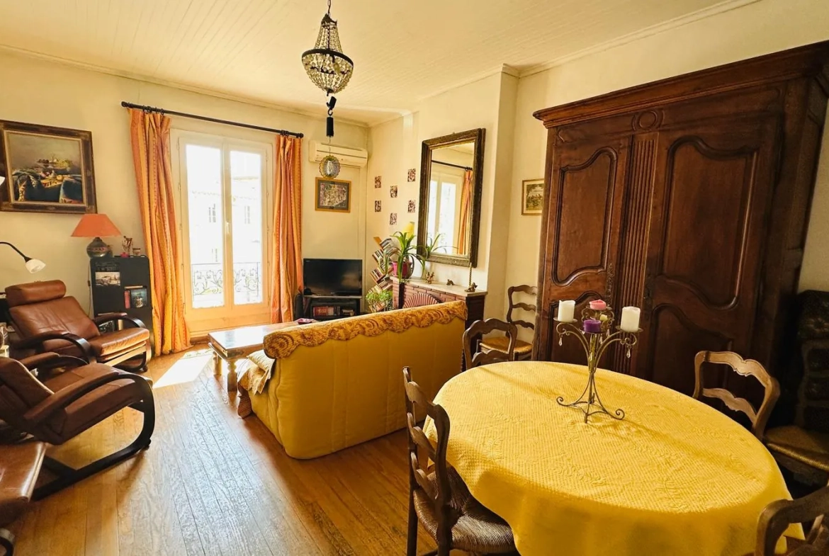 Appartement T5 de 103 m² à Avignon dans le Quartier des Teinturiers 