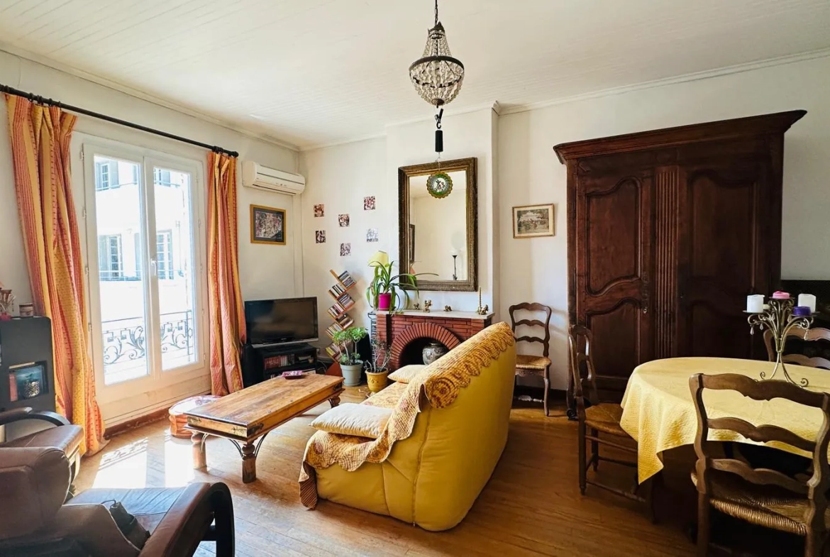 Appartement T5 de 103 m² à Avignon dans le Quartier des Teinturiers 