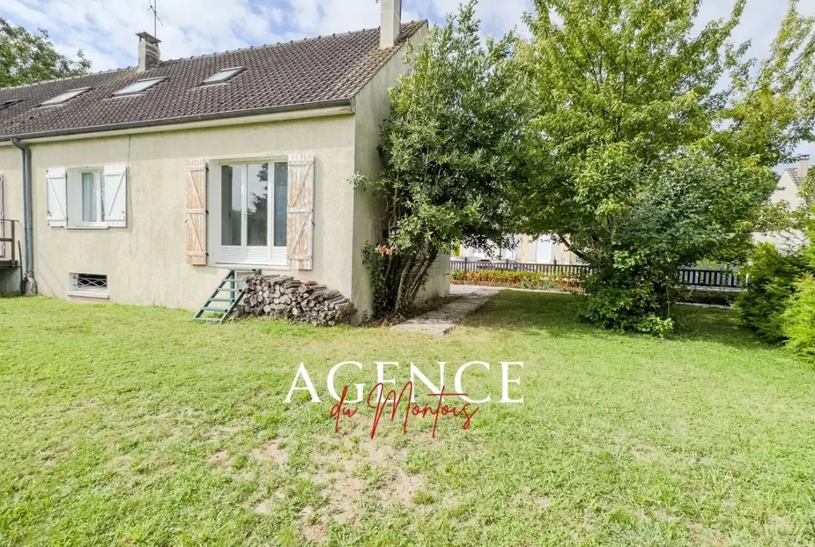 Maison à Bray-sur-Seine avec jardin clos, 2 chambres, à rénover, proche commodités 