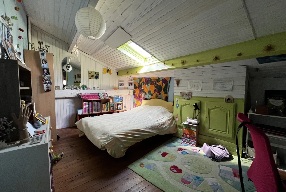 Belle maison familiale avec piscine à Puybarban proche La Réole 